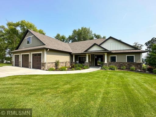 11628 Hoyer Avenue NW, Annandale, MN 55302