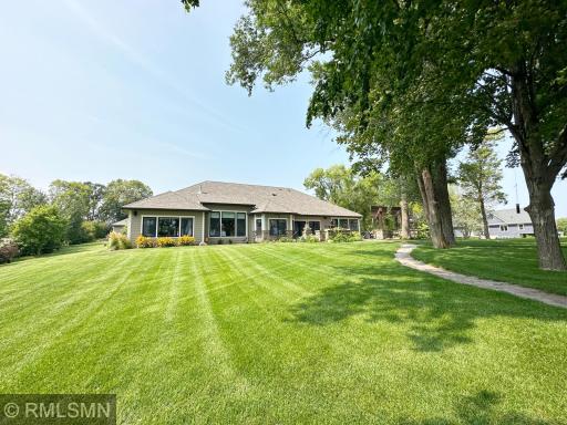 11628 Hoyer Avenue NW, Annandale, MN 55302