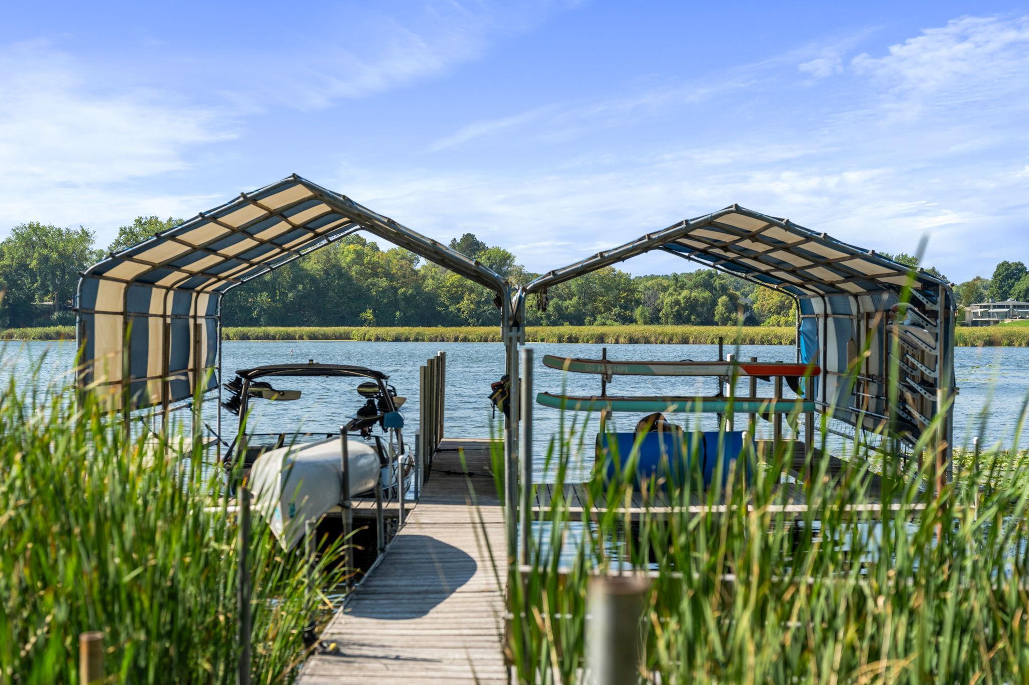 90' feet of lakeshore on North Arm Bay with full dock access