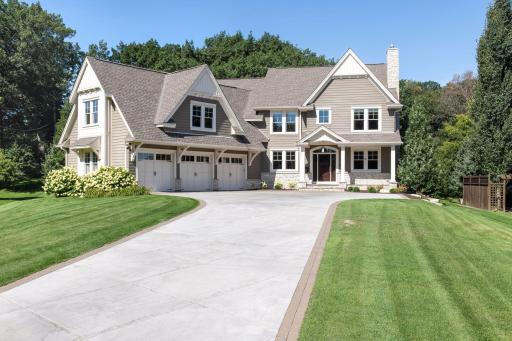 6712 W Shore Drive, Edina, MN 55435