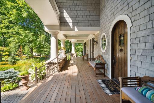 501 Big Woods Boulevard, Chanhassen, MN 55317