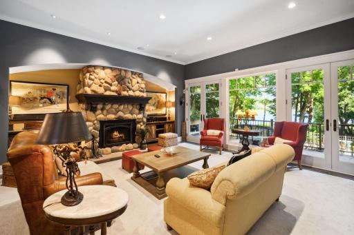 501 Big Woods Boulevard, Chanhassen, MN 55317
