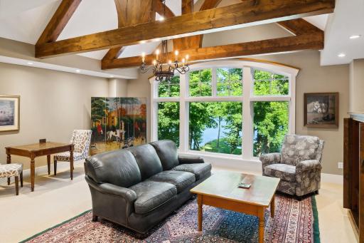 501 Big Woods Boulevard, Chanhassen, MN 55317