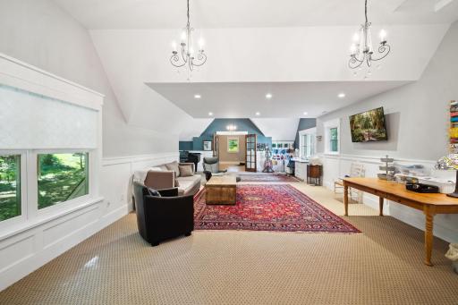 501 Big Woods Boulevard, Chanhassen, MN 55317