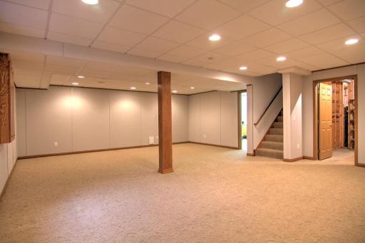 Photo for 10804 Clifton Avenue, Burnsville, MN 55337 - Listing #6420751 10804 Clifton Avenue, Burnsville, MN 55337