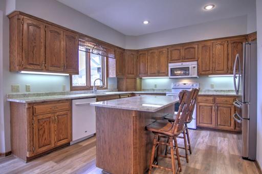Photo for 10804 Clifton Avenue, Burnsville, MN 55337 - Listing #6420751 10804 Clifton Avenue, Burnsville, MN 55337