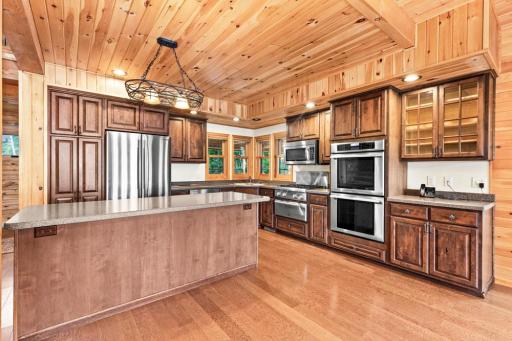 8243 Gustafson Road, Cook, MN 55723
