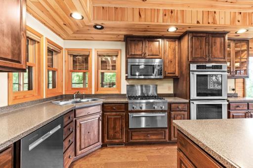 8243 Gustafson Road, Cook, MN 55723