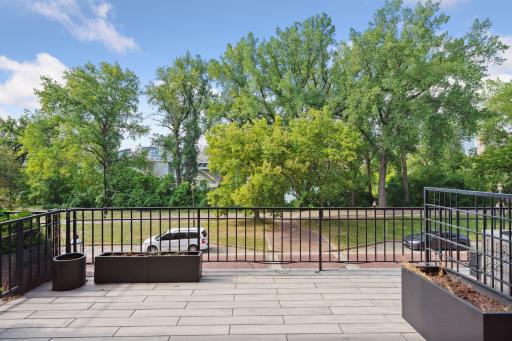 184 Bank Street SE, Minneapolis, MN 55414