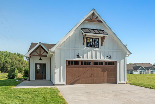 This is our model home located at 11197 183rd Lane just one block north of Abra Auto Body in Elk River. We are open daily except Friday, from Noon to 3 pm and anytime by appointment.
