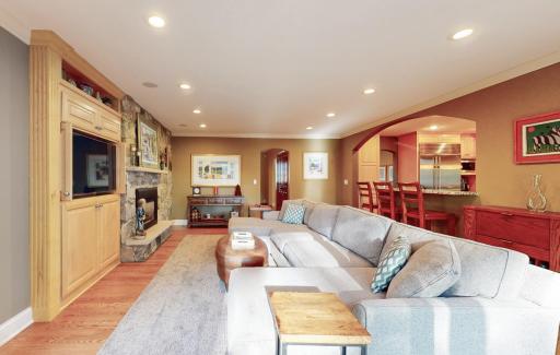 6316 Westwood Court, Edina, MN 55436