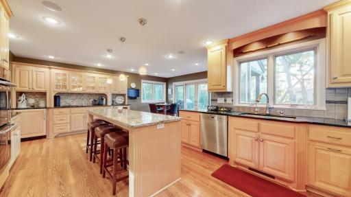 6316 Westwood Court, Edina, MN 55436