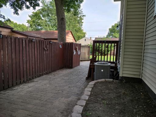 427 E Schlieman Avenue, Appleton, MN 56208