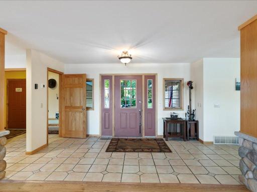 1228 Bluebill Bay Road, Burnsville, MN 55306