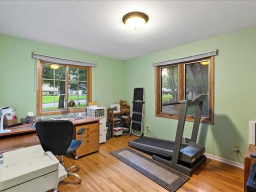 1228 Bluebill Bay Road, Burnsville, MN 55306