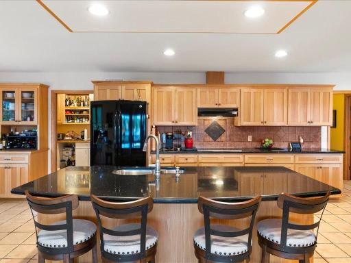 1228 Bluebill Bay Road, Burnsville, MN 55306