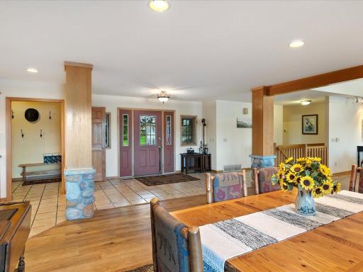 1228 Bluebill Bay Road, Burnsville, MN 55306