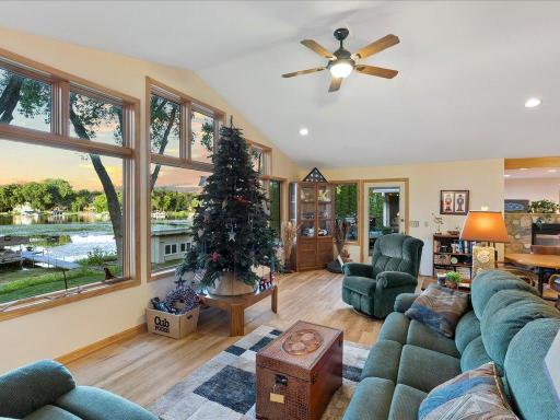 1228 Bluebill Bay Road, Burnsville, MN 55306