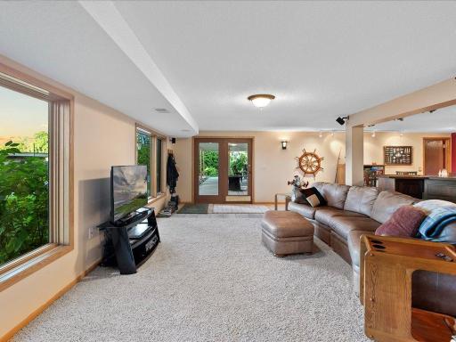 1228 Bluebill Bay Road, Burnsville, MN 55306