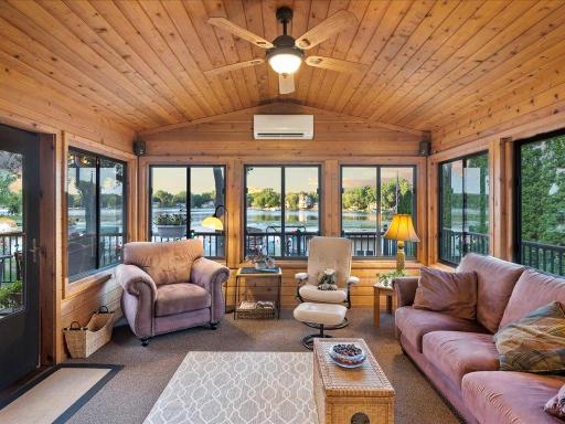 1228 Bluebill Bay Road, Burnsville, MN 55306