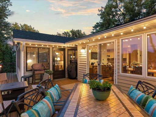 1228 Bluebill Bay Road, Burnsville, MN 55306