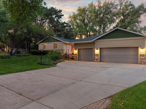 1228 Bluebill Bay Road, Burnsville, MN 55306
