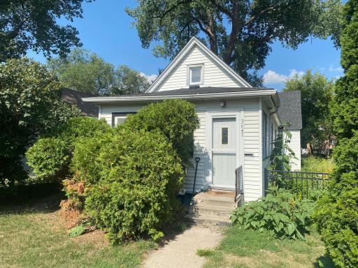 3647 Snelling Avenue, Minneapolis, MN 55406