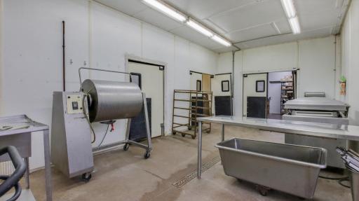 825 Industrial Drive, Augusta, WI 54722