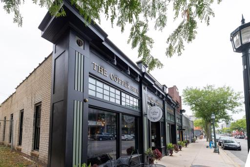 2515 Nicollet Avenue, Minneapolis, MN 55404
