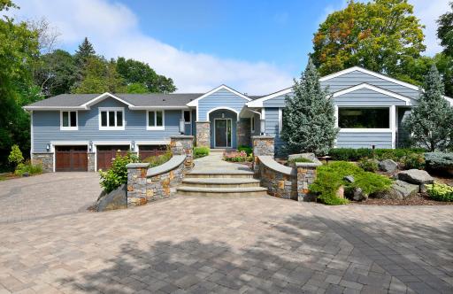 4720 W 66th Street, Edina, MN 55435