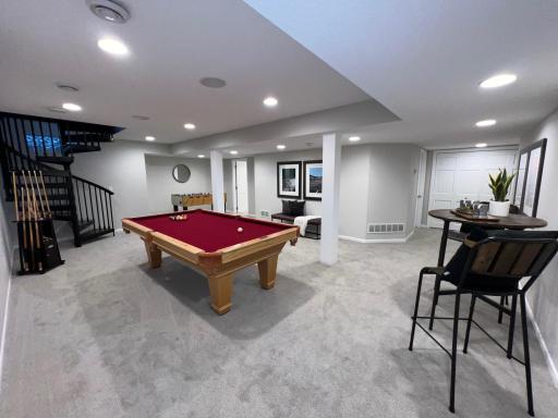 large game room with space for pool/ping pong table08.jpg