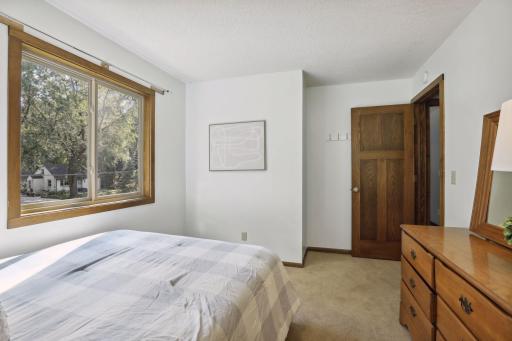 Photo for 899 Millwood Avenue, Roseville, MN 55113 - Listing #6423463 hese bedrooms cater to a variety of preferences, whether they become comfortable sleeping quarters for family members or personalized spaces that reflect individual tastes and lifestyles.