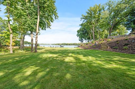 7330 101st Street N, White Bear Lake, MN 55110