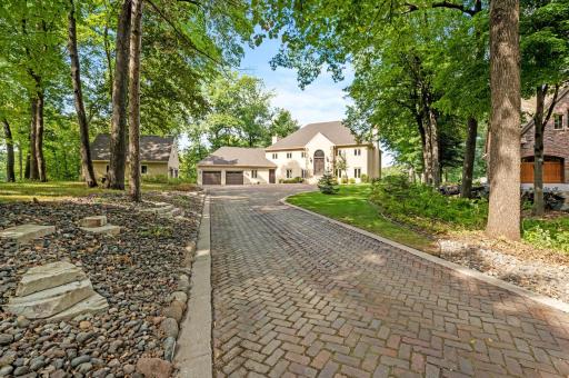 7330 101st Street N, White Bear Lake, MN 55110
