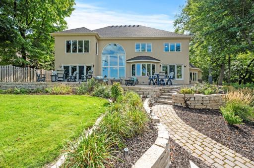 7330 101st Street N, White Bear Lake, MN 55110