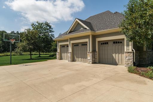 4558 Mayo Woodlands Road SW, Rochester, MN 55902