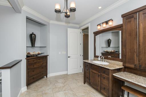 4558 Mayo Woodlands Road SW, Rochester, MN 55902