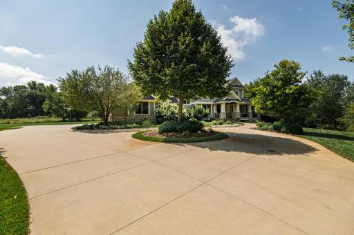4558 Mayo Woodlands Road SW, Rochester, MN 55902