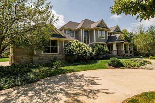 Low Maintenance Perennials Add Curb Appeal