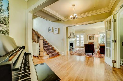 3207 E Bde Maka Ska Parkway, Minneapolis, MN 55408