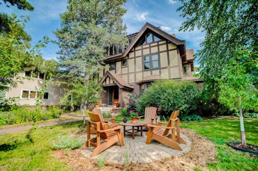 Your urban oasis in Uptown on Bde Maka Ska!