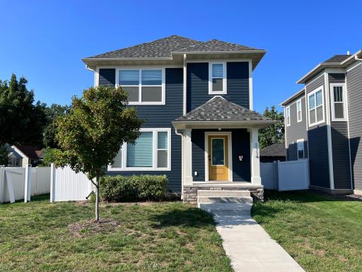 1114 50th Avenue N, Minneapolis, MN 55430