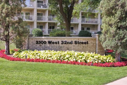 3300 W 32nd Street, 703, Minneapolis, MN 55416