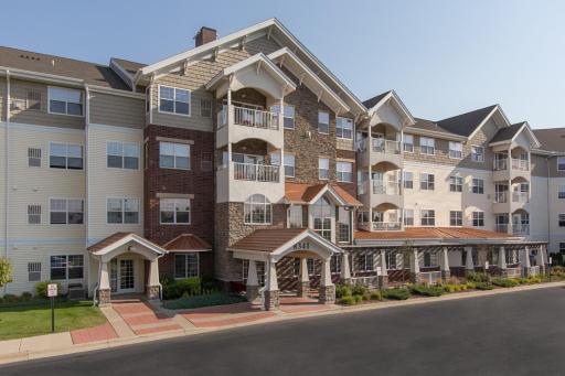 Beautiful unit in a great 62+ senior coop. Fourth floor with southern exposure. Conveniently located in the center of the building. Close to the elevator!