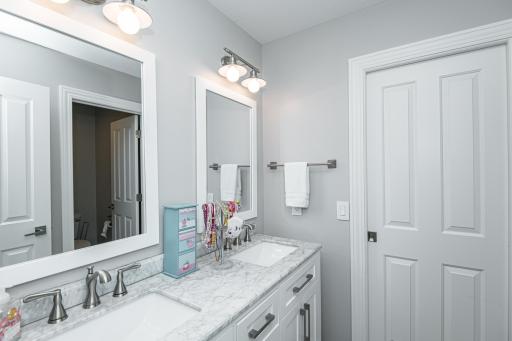 413 Eagle Lane SW, Rochester, MN 55902
