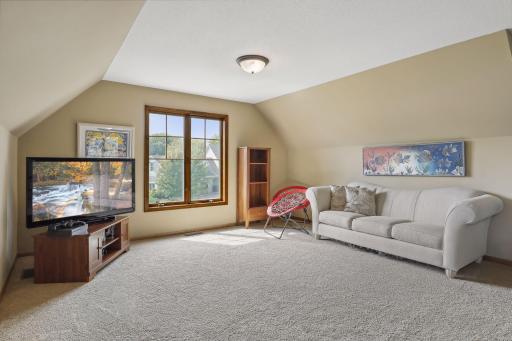 2550 Keller Road, Medina, MN 55356