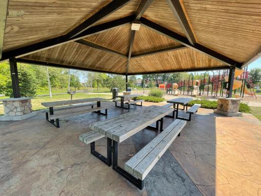 16350 Elm Creek Lane, Lakeville, MN 55044