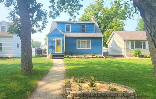 506 W 6th Street, Morris, MN 56267