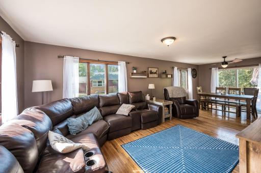 121 Westwood Lane, Blue Earth, MN 56013