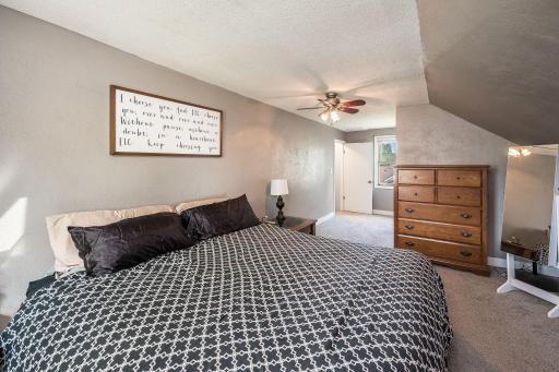 121 Westwood Lane, Blue Earth, MN 56013